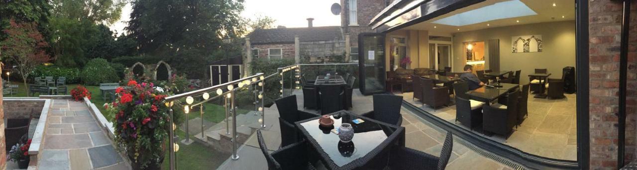 Hotel The York Priory Exterior foto